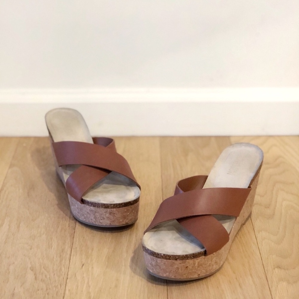 MOVING SALE Neiman Marcus leather wedge sandal
